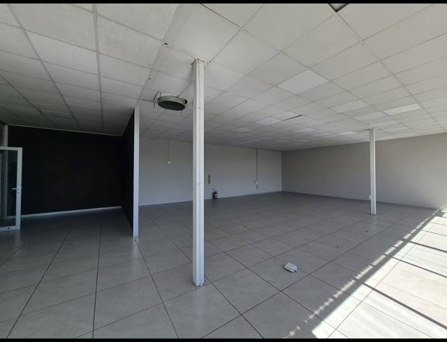145M² RETAIL TO LET IN BIRNAM